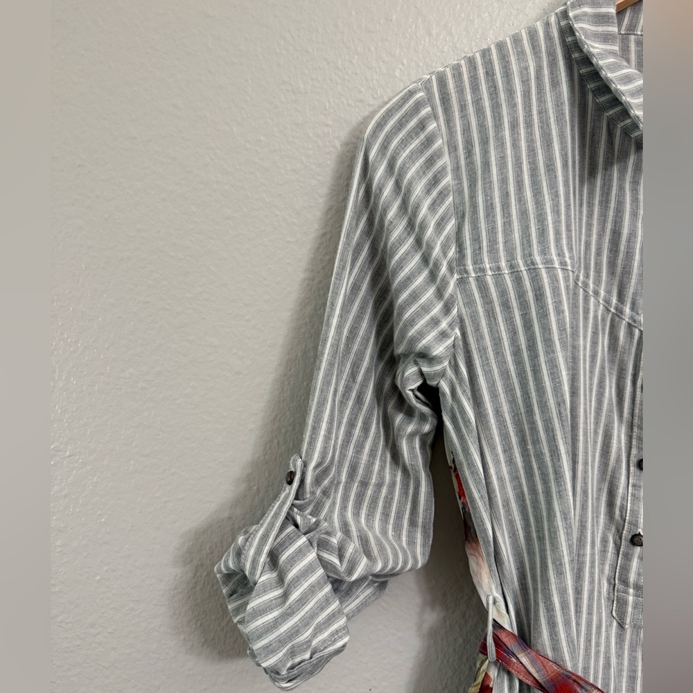 Aratta Silent Journey Striped Gray Dress with Leaf Accents - Picture 7 of 11